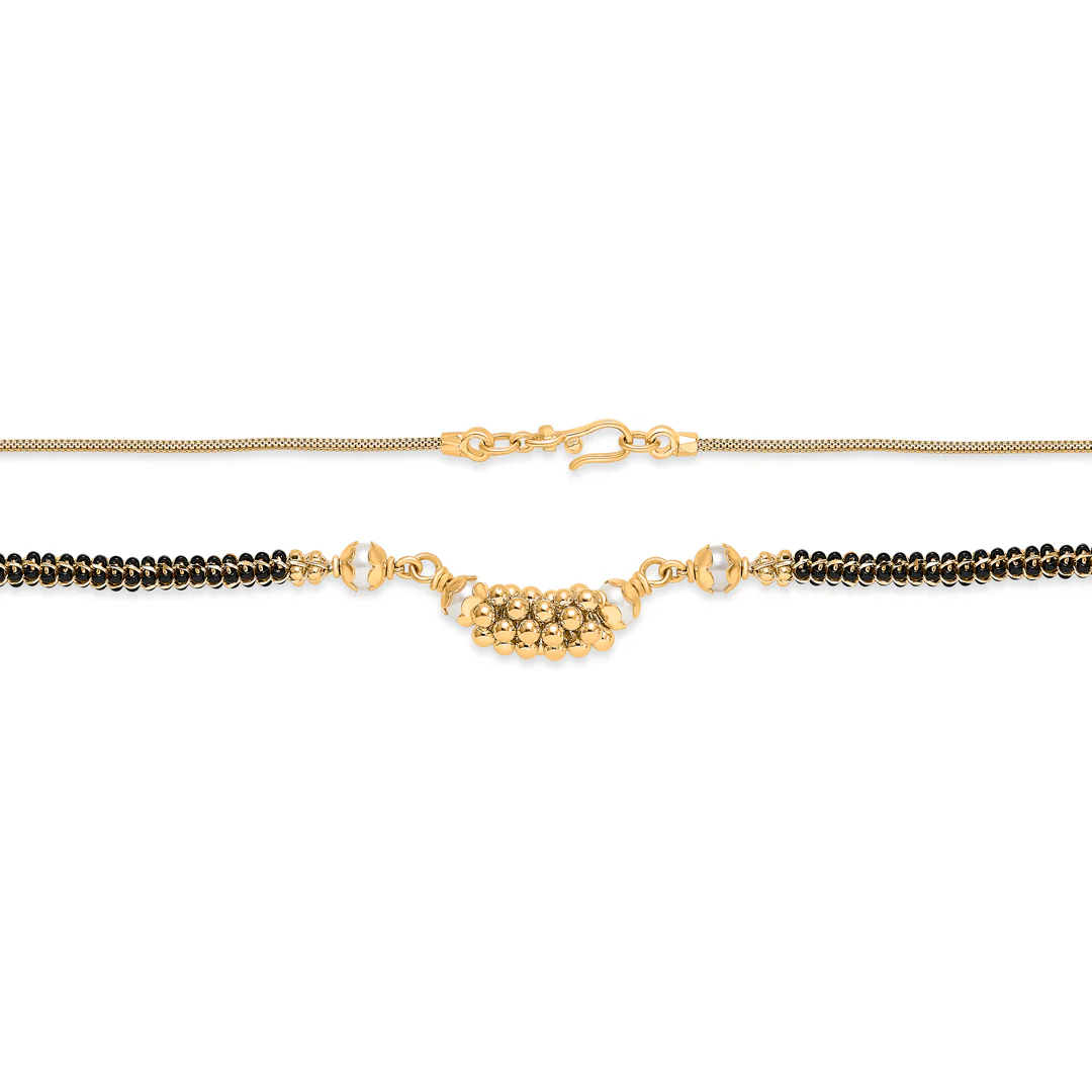 Dusky Bond Gold Modern Mangalsutra - Image 4