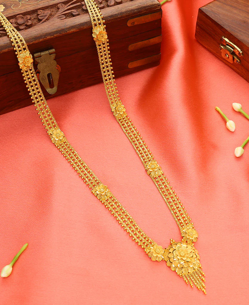 Ornamental Grace Yellow Gold Necklace For Women - Image 4