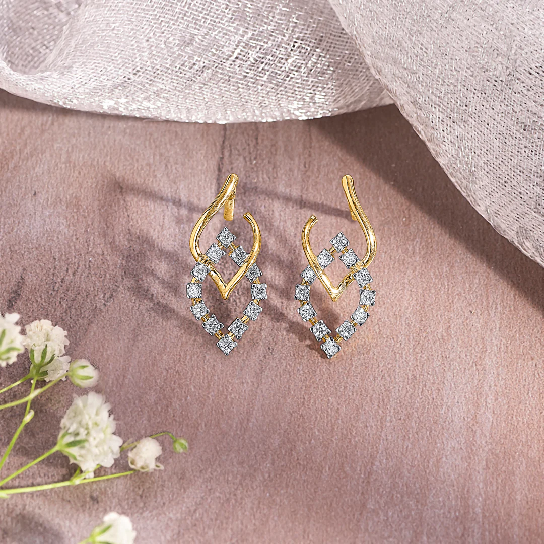 Seraphic Gold & Diamond Stud Earring For Women
