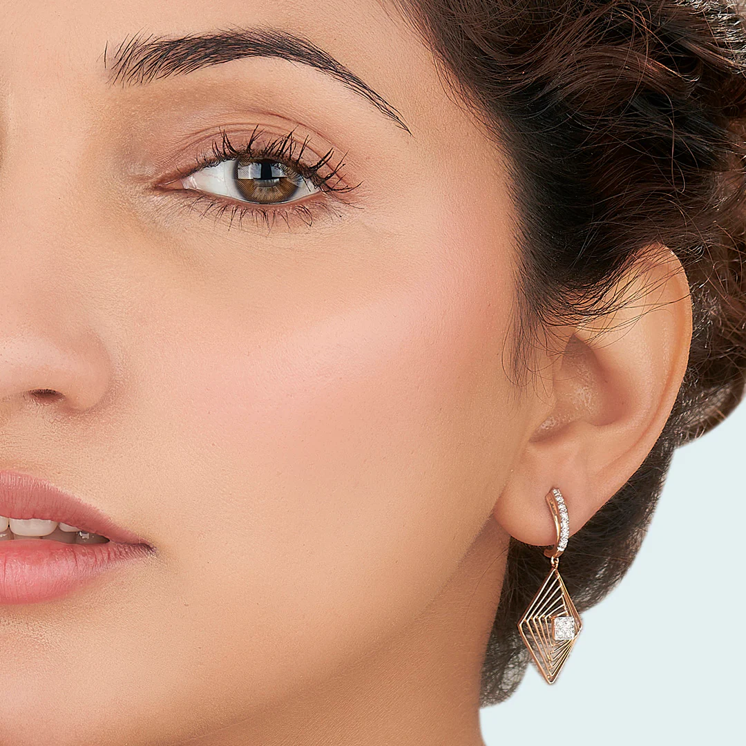 Vortex Glint Gold Stud Diamond Earring - Image 2